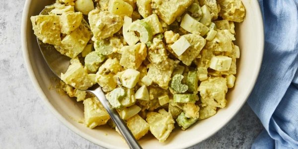 Old-Fashioned Potato Salad