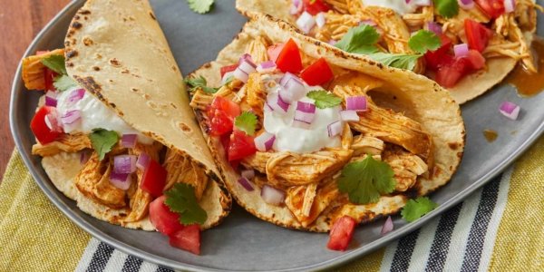 Slow Cooker Chicken Tacos