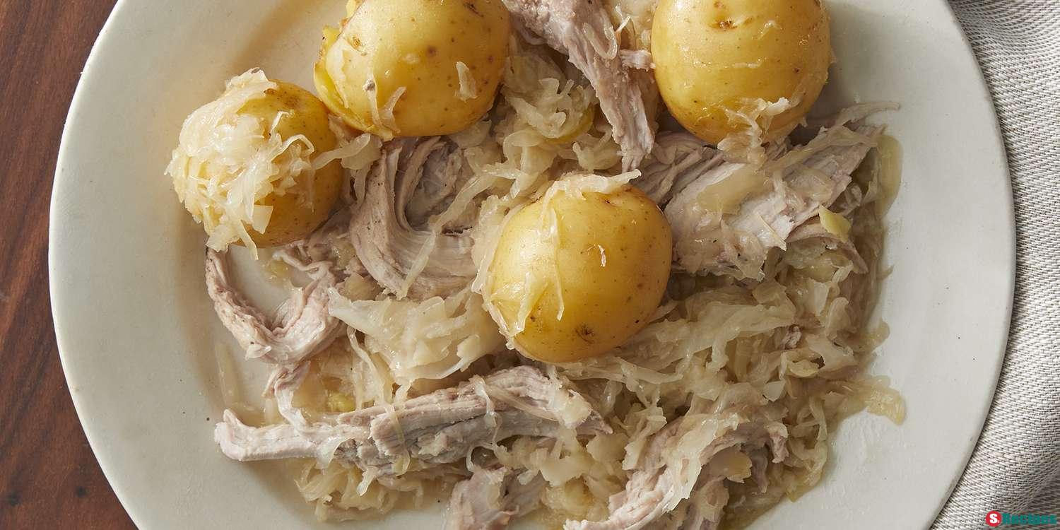 Slow Cooker Pork and Sauerkraut