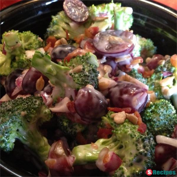Broccoli Salad with Red Grapes, Bacon, and Sunflower Seeds