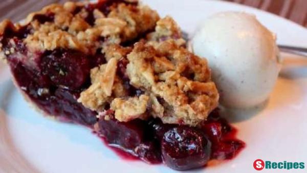 Cherry Pie with Almond Crumb Topping
