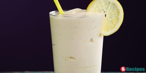 Copycat Chick-fil-A Frosted Lemonade