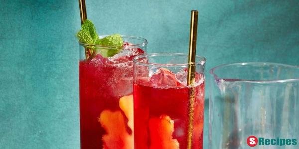 Ginger-Hibiscus Sparkler