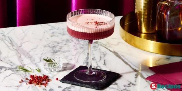 Harissa-Pomegranate Mocktail