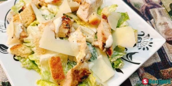 This Filling Grilled Chicken Caesar Salad Is Easy to Throw Together On a Whim